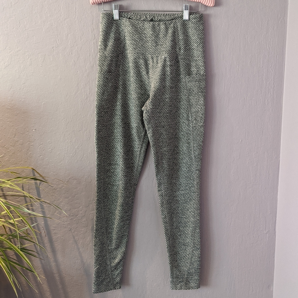 C9 by champion grey workout leggings with pockets, size m